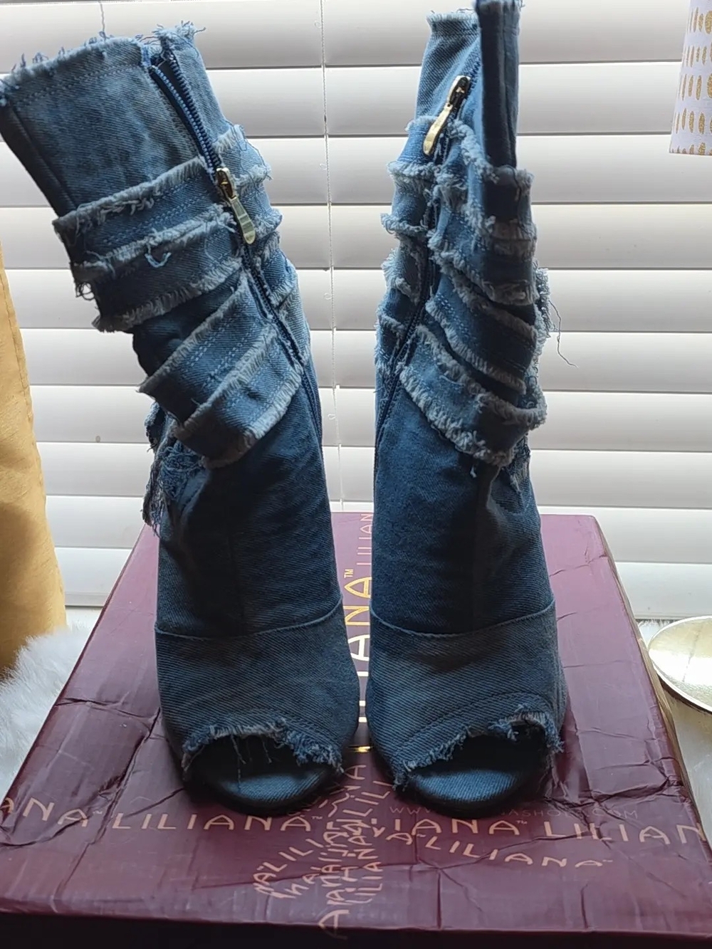 Lilliana Frayed Denim Peep-Toe Ankle Booties - Blue Sz 10